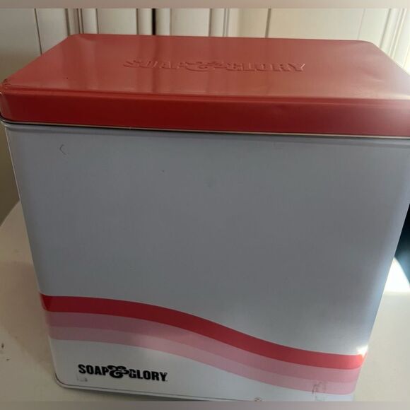 Soap & Glory PINKLY THE BEST All your Original Pink favorites in one collection - Picture 4 of 6